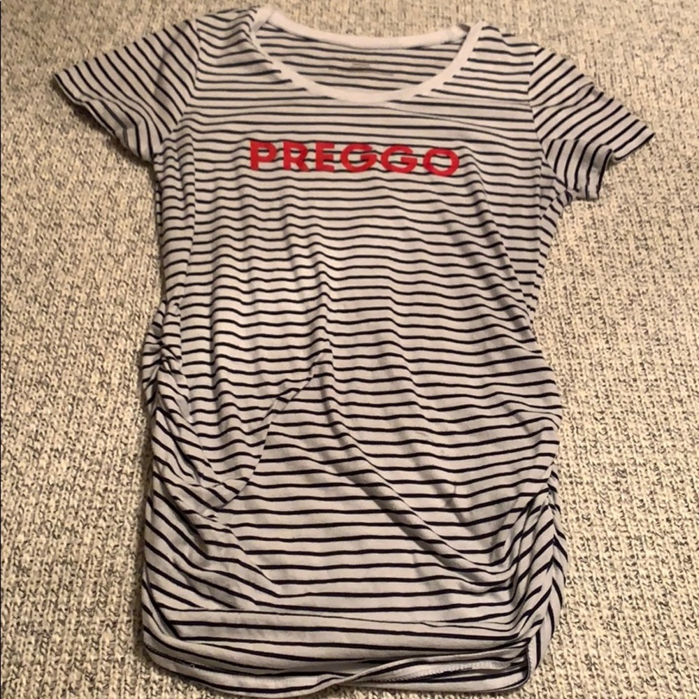 Maternity t shirt